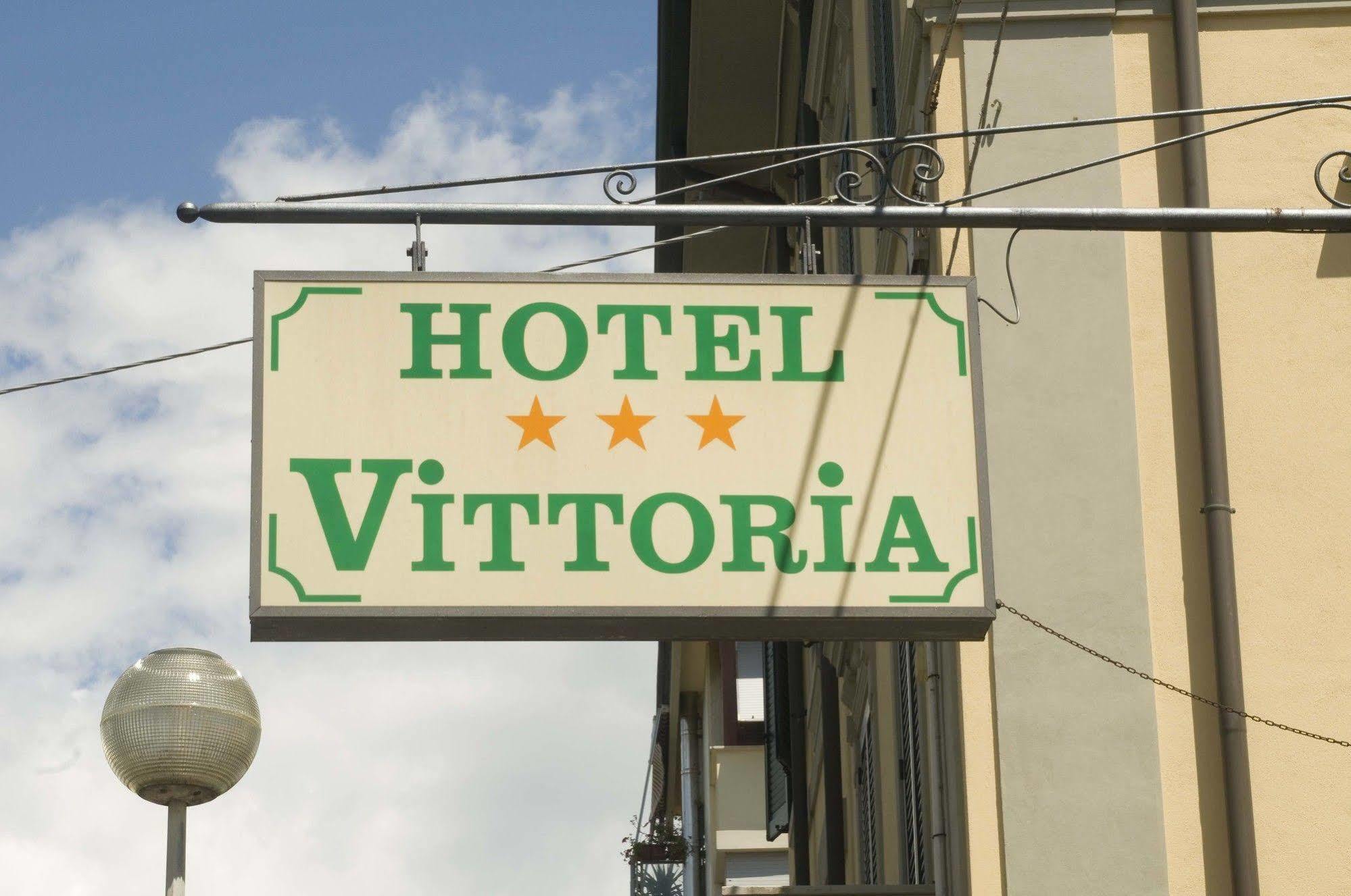 Hotel Vittoria ヴィアレッジョ エクステリア 写真